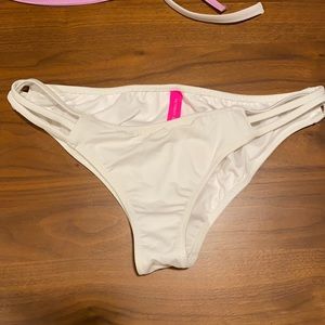 Victoria secret cheeky bottoms